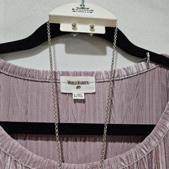 WORLD MARKET PINK VELVET STRETCH LONG SLEEVE SCOOP NECK TOP  L/XL  HOLIDAY - Picture 5 of 9